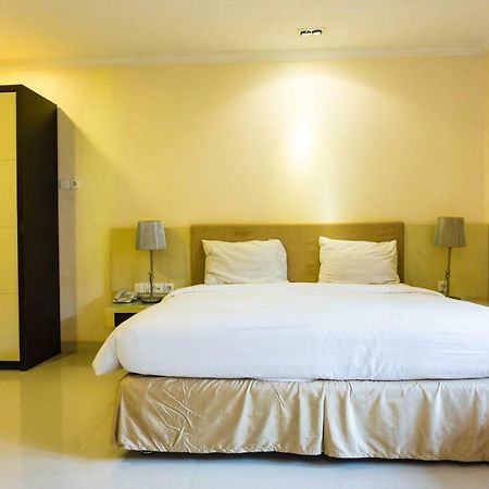 Villa Country Residence Surabaya Exterior foto