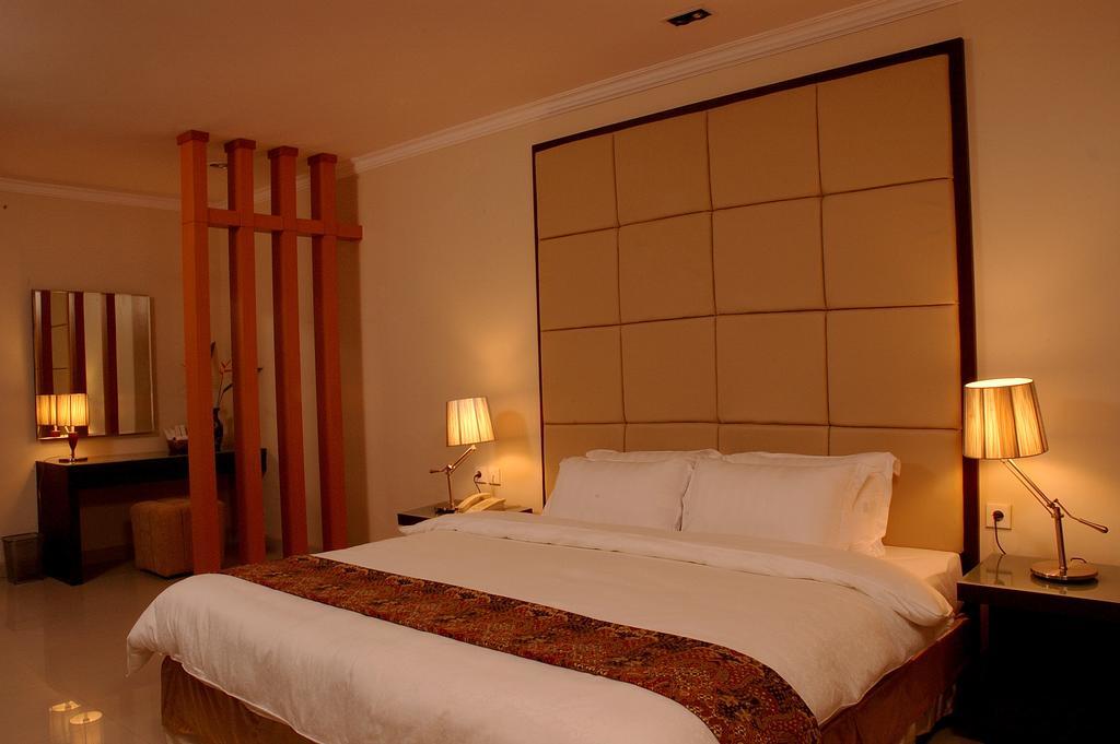 Villa Country Residence Surabaya Exterior foto