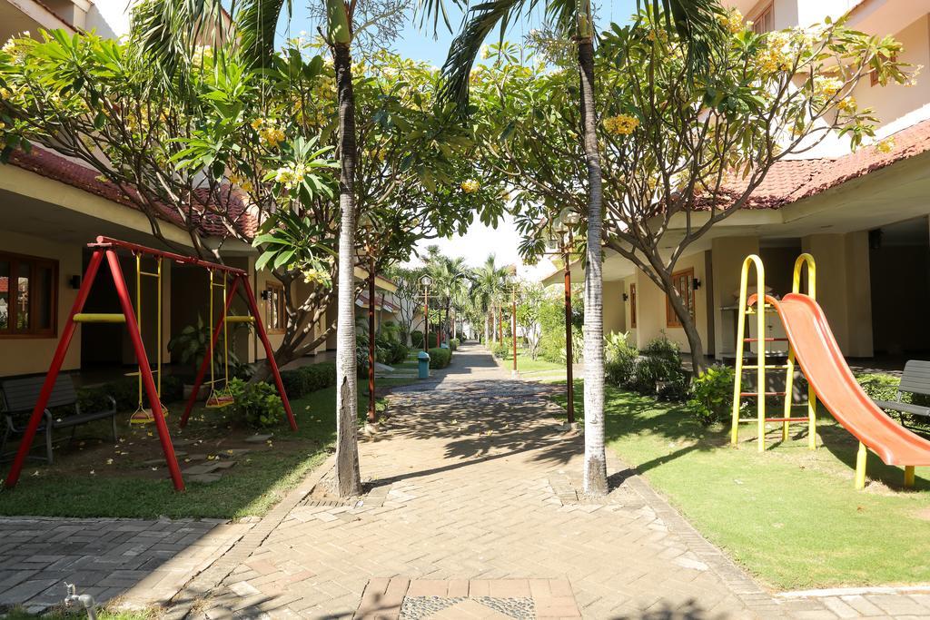 Villa Country Residence Surabaya Exterior foto