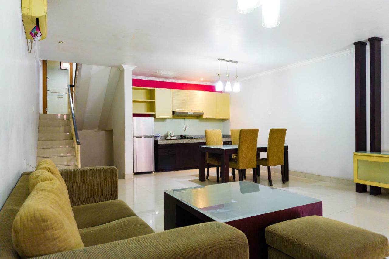 Villa Country Residence Surabaya Exterior foto